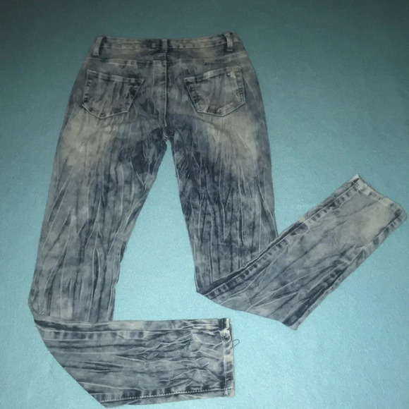 VIP high waisted distressed acid wash wrinkle look Y2K jeans size 5/6 - Picture 2 of 8